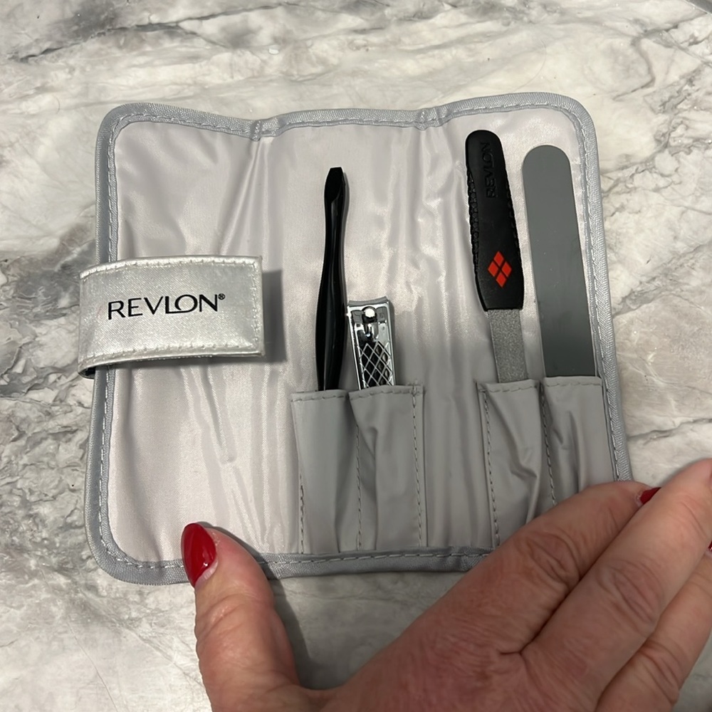 Revlon Nails Tools - Picture 3 of 5